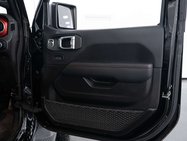 Jeep Wrangler 2.0 Wrangler Rubicon Auto 4WD 2dr 13