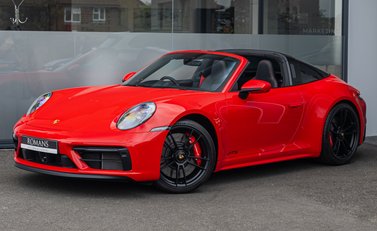 Porsche 911 Targa 4 GTS (992) 2