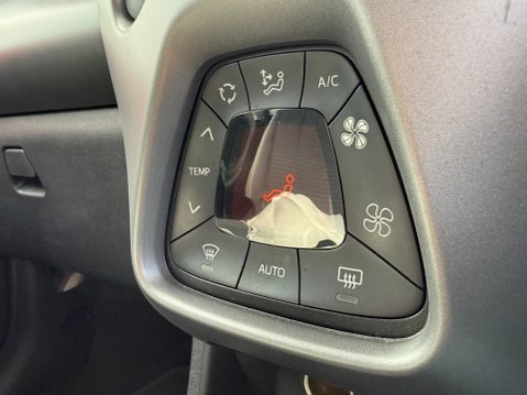 Toyota Aygo VVT-I X-TREND 24