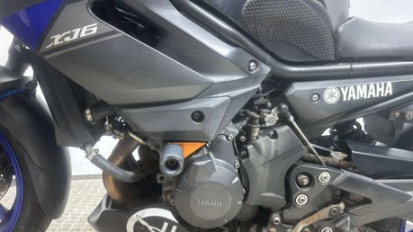 Yamaha XJ6 600 2013 43K GREAT RUNNING COMMUTER BIKE 600CC NAKED 18