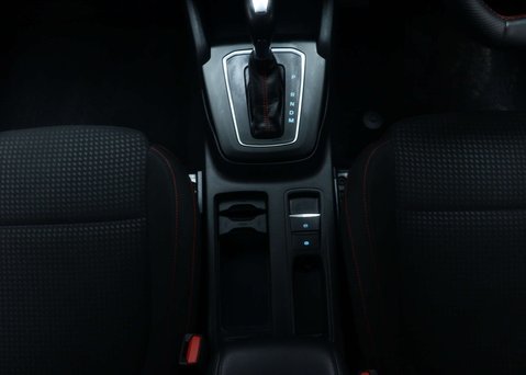 Ford Focus 1.0 Focus ST-Line MHEV Auto 5dr 20