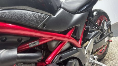 Suzuki SV650 N 2018 LATEST MODEL ONLY 18K A2 BIKE 650CC VTWIN 10