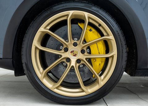 Porsche Cayenne Turbo GT 