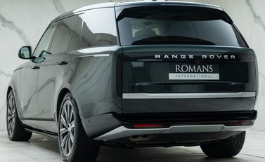 Land Rover Range Rover D350 AUTOBIOGRAPHY LWB 10