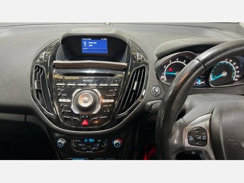 Ford B-Max 1.0T EcoBoost Titanium Euro 5 (s/s) 5dr 7