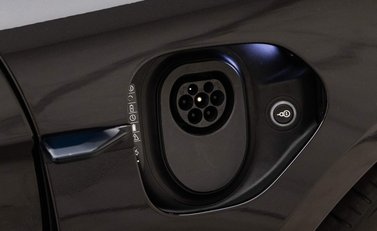 Porsche Taycan TURBO S 93KWH 30