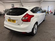 Ford Focus 1.0T EcoBoost Zetec Euro 5 (s/s) 5dr 8