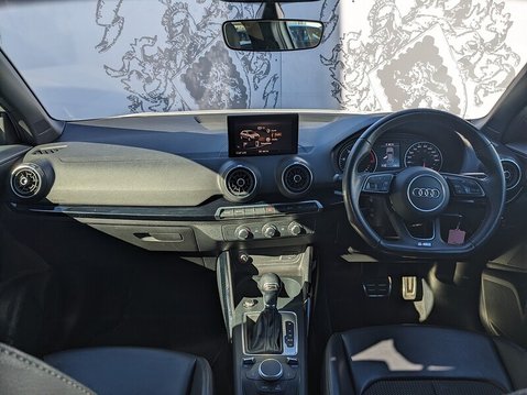 Audi Q2 TDI BLACK EDITION 21