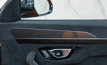 Lamborghini Urus Performante 29