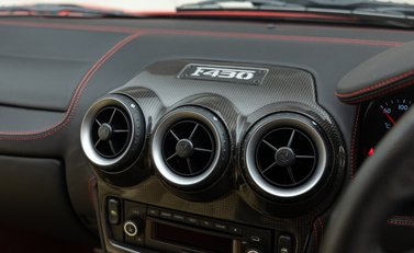 Ferrari F430 Coupe Manual 21
