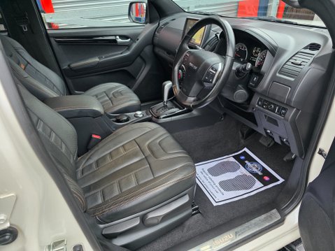 Isuzu D-Max BLADE DCB Auto 17