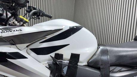Honda CBF125 CBF 125 2012 20K GOOD RUNNING PROJECT BIKE SPARES OR REPAIR 125CC 15