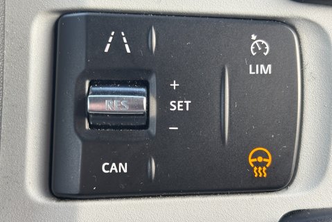 Land Rover Defender 90 D250 Hard Top SE MHEV 19