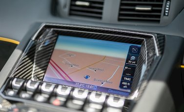 Lamborghini Aventador SV LP750-4 Roadster 17