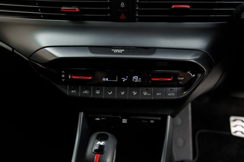 Hyundai i20 T-GDI N LINE MHEV 33