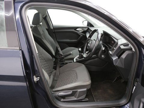 Audi A1 1.0 TFSI 30 Sport Sportback Euro 6 (s/s) 5dr 16