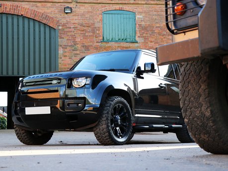 The Seeker SRX Edition (conversion for the new Land Rover Defender 110 and 90) is now launched! 2