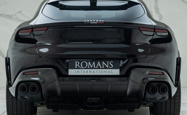 Ferrari Purosangue 12