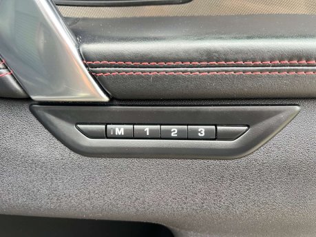 Land Rover Discovery Sport 2.0 Discovery Sport R-Dynamic HSE Auto 4WD 5dr 32