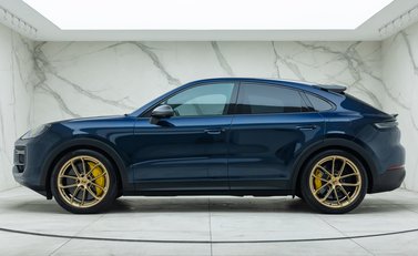 Porsche Cayenne TURBO E-HYBRID Coupe with GT Package 5