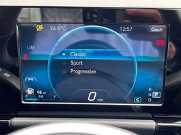 Mercedes-Benz B Class 1.3 B 200 Sport Auto 5dr 32