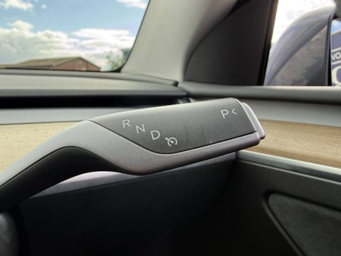 Tesla Model Y (Dual Motor) Long Range SUV 5dr Electric Auto 4WDE (384 bhp) 34