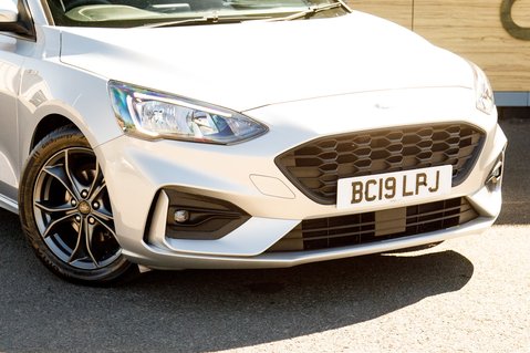 Ford Focus ST-LINE TDCI 2