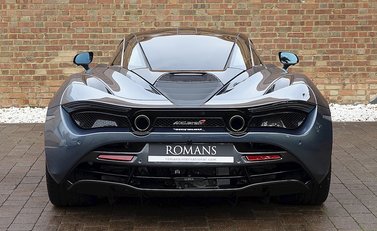 McLaren 720S Luxury 18