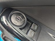 Ford Fiesta TITANIUM 14