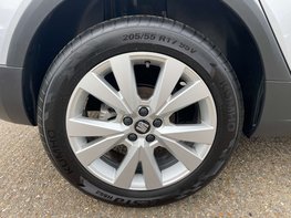 SEAT Arona 1.0 Arona SE Technology TSi Semi-Auto 5dr 14