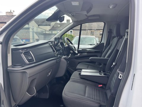 Ford Transit Custom 2.0 300 EcoBlue Limited Crew Van L2 H1 Euro 6 (s/s) 5dr 35