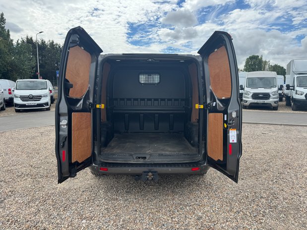 Ford Transit Custom Crew Cab [SOLD MT] AUTO SWB L1H1 Low Roof Sport 320 Air Con Alloys Sensors 9