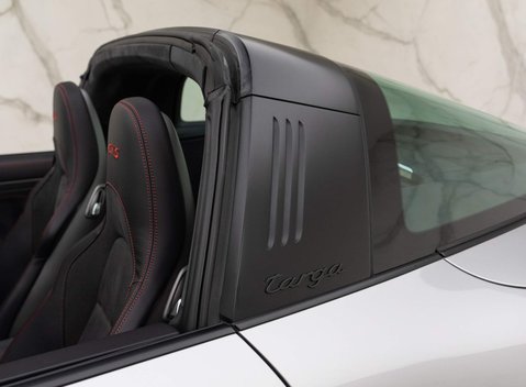Porsche 911 Targa 4 GTS (991.2) 14