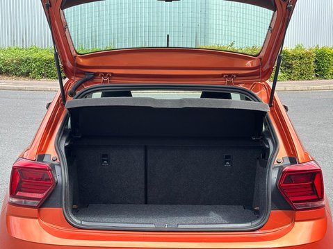 Volkswagen Polo SE TSI 28