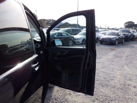 Mercedes-Benz V Class 2.2 V220d BlueTEC SE MPV 5dr Diesel G-Tronic+ (s/s) 7 Seat (163 ps) 15