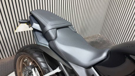 Honda CB650R 2020 NEO SPORT CAFE 9K MODERN CLASSIC 650CC 15