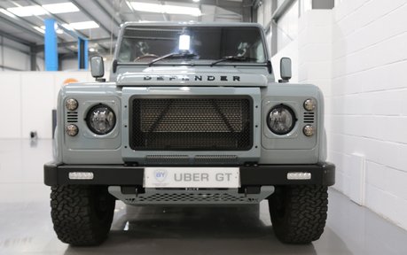 Land Rover Defender 90 Bespoke with a Unique Specification and Features 7