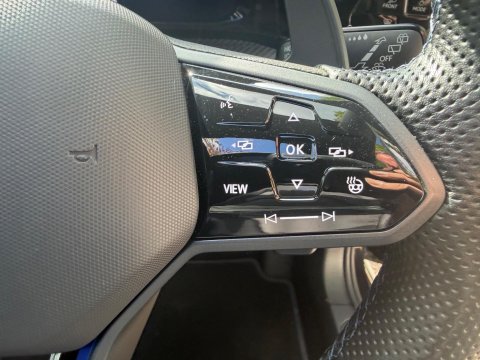 Volkswagen Golf R 20 YEARS TSI 4MOTION DSG 38