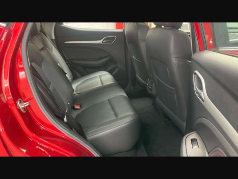 MG ZS MG ZS Trophy EV 5dr 17