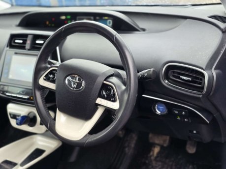 Toyota Prius 1.8 VVT-h Business Edition Plus Hatchback 5dr Petrol Hybrid CVT Euro 6 (s/s 33