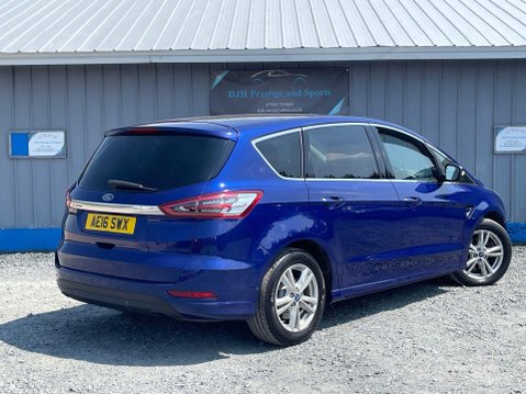 Ford S-Max 2.0 TDCi Titanium Euro 6 (s/s) 5dr 29