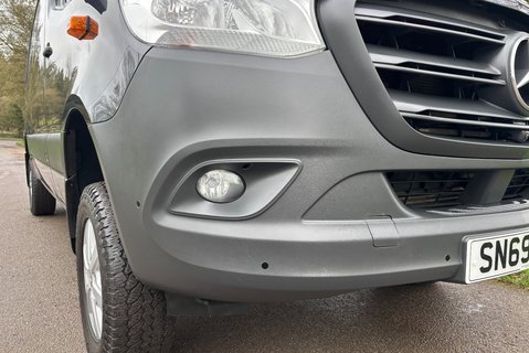 Mercedes-Benz Sprinter 316 Cdi L2 H2 4x4 Panel Van with Air Con & Leather 24