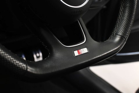 Audi A4 2.0 A4 Black Edition 40 TDI MHEV Quattro Semi-Auto 4WD 5dr 35