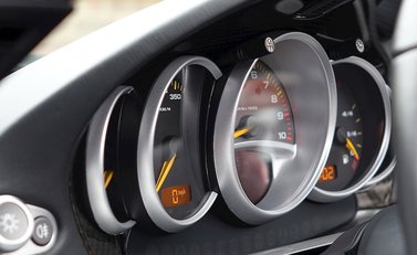 Porsche Carrera GT 25