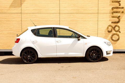 SEAT Ibiza TSI FR TECHNOLOGY 13