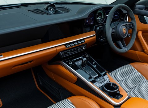 Porsche 911 Targa 4S (992) 20