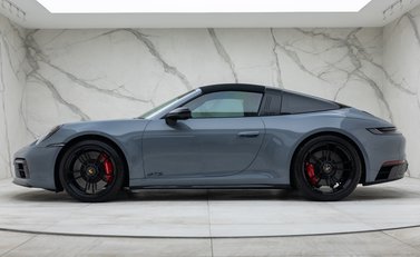 Porsche 911 Targa 4 GTS (992) 7
