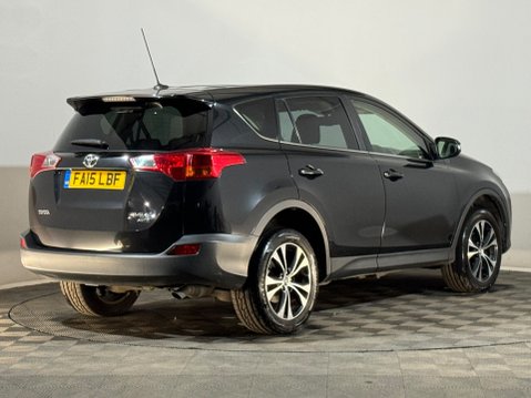 Toyota Rav 4 D-4D ICON 6