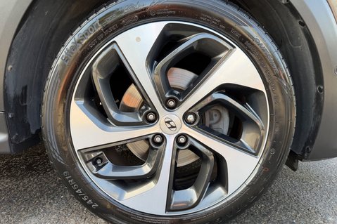 Hyundai TUCSON CRDI PREMIUM SE - 2 OWNERS - 10 HYUNDAI SERVICES  61
