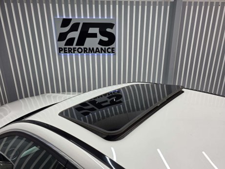 Mercedes-Benz C Class 6.3 C63 V8 AMG Saloon 4dr Petrol SpdS MCT Euro 5 (457 ps) 10